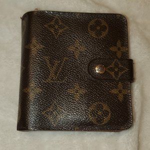 Louis Vuitton Compact Zippe Wallet